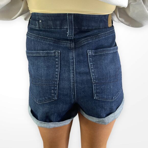 AMERICAN EAGLE Dark Wash Curvy Super Hi-Rise Next Level Stretch Shorts - Picture 3 of 9